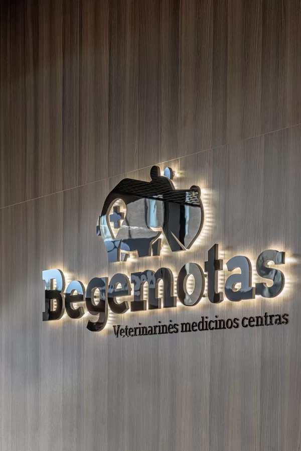 BEGEMOTAS VETERINARIJOS KLINIKA, Aukštaičių g. 7 Vilnius